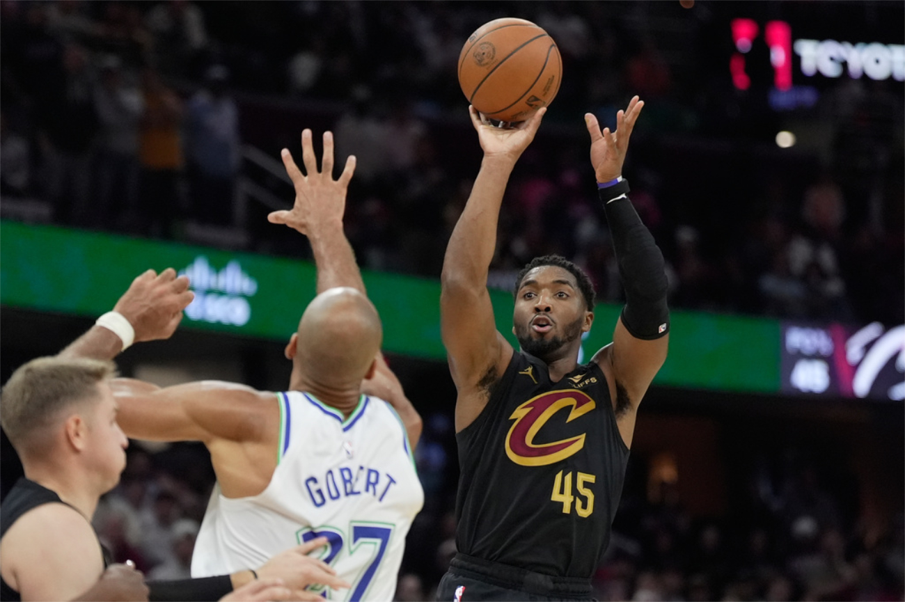 Cavaliers rally, defeat T'wolves in OT